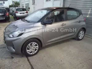 Hyundai i10 Trend Automatik Bild 2