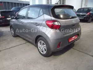 Hyundai i10 Trend Automatik Bild 4