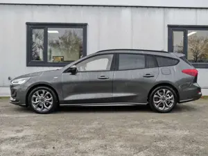 Ford Focus ST-Line X MildHybrid Aut.+ACC+Kamera+Navi Klima Bild 2