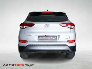 Hyundai TUCSON Premium 4WD **PANO-SHZ-KAMERA-SPUR-LED** Bild 5