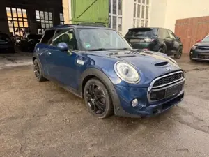 MINI Cooper SD Mini 3-trg.LED*Panorama*HeadUp*KeyLess