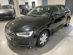 Audi A3 Sportback attraction Navi Xenon 1.HAND SHZ Bild 2