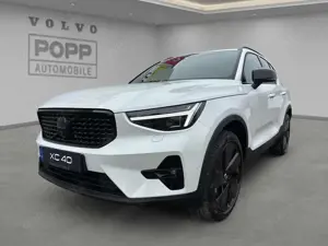 Volvo XC40 B3 Plus Black Edition 20" ACC FHZ HK LED