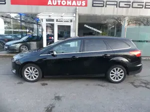 Ford Focus Turnier Titanium Automatik