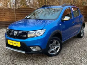 Dacia Sandero 1.0 Stepway Essential Klima DAB 1.Hand