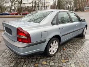 Volvo S80 2.0T Premium Bild 3