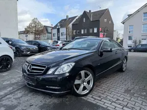 Mercedes-Benz E 250 CDI Coupe BlueEfficiency BiXenon*Leder*AHK