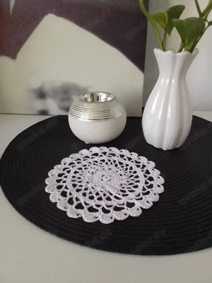 Deckchen  Stück 3 Euro 