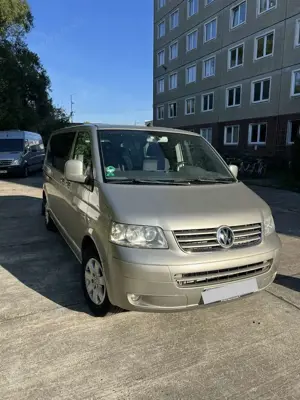 Volkswagen T5 Caravelle