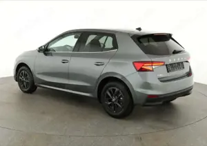 Skoda Fabia 1.0 TSI DSG Selection, KESSY, Kamera, 15-Zoll schw Bild 5