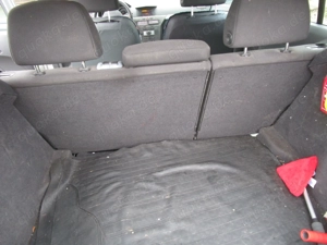 Astra H  Enjoy  1,8 Automatik rundum erneuert mit Klima Navi Alwetterreifen und  Anhängekupplung Bild 5