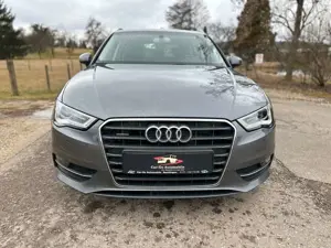 Audi A3 Sportback*quattro*Temp*SHZ*Navi*8xAlu*