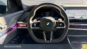 BMW 740 d A xDrive M-Sport ACC HUD 360° SkyLou Sitzhg Bild 5