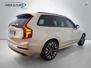 Volvo XC90 T8 AWD Plus Dark PANO 360° LUFTFEDERUNG Bild 3