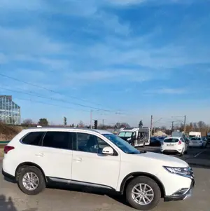 Mitsubishi Outlander Outlander 2.0  Edition 100 Bild 2