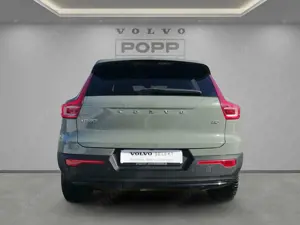 Volvo XC40 B3 FWD Plus Dark ACC BLIS CAM FHZ H/K SHZ Bild 4