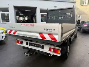Peugeot Boxer Doka Pritsche L3 140 PS BlueHDi*7-Sitzer* Bild 3