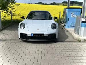 Porsche 992 911 Carrera GTS T-Hybrid