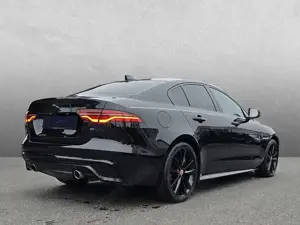 Jaguar XE Bild 2