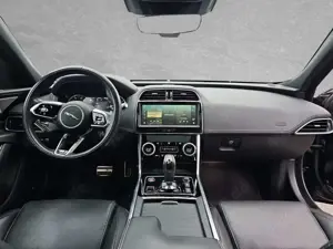 Jaguar XE Bild 4
