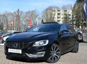 Volvo V60 Kombi D4 Summum Leder Schiebedach Navi VOLL
