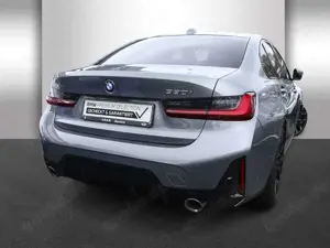 BMW 330 i xDrive Automatic M Sportpaket Innovationsp. Bild 3