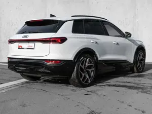 Audi Q6 e-tron e-tron S line exterieur schwarz (Panoramadach) Bild 4