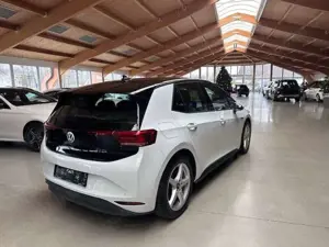 Volkswagen ID.3 Pro Life 62kWh Navi+LED+SHZ+ACC Bild 5