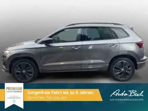 Skoda Karoq 2.0 TSI Sportline 4x4 DSG Navi LED Panoram Bild 2