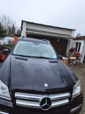 Mercedes-Benz GL 350 GL 350 CDI DPF 4Matic BlueEFFICIENCY 7G-TRONIC Gra Bild 2