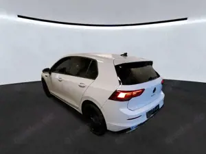 Volkswagen Golf VIII 1.5 TSI Lim. R-LINE*VIRTUAL*PANO*LED* Bild 3