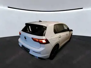 Volkswagen Golf VIII 1.5 TSI Lim. R-LINE*VIRTUAL*PANO*LED* Bild 4