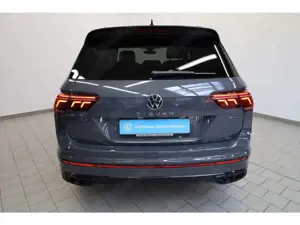Volkswagen Tiguan 2.0 TDI 4Motion R-Line Black Style Bild 5