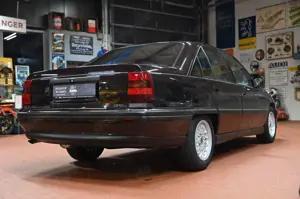 Opel Omega A 2.6 GL Diamant *KLIMA*SHD*GARANTIE* Bild 4