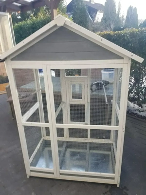 Großer Vogelkäfig aus Holz 