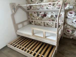 Hausbett Kinder mit zwei liegeflächen 