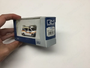 Rietze 1:87 Modellauto VW T5 Notarzt Mainz-Bingen Bild 2
