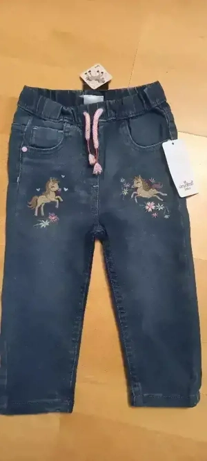 Mädchen jeans