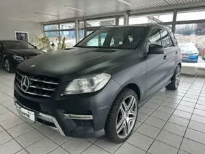 Mercedes-Benz ML 350 CDI BlueTec Edition 1*Leder*Navi*Pano*AHK