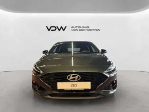 Hyundai i30 FL SONDERMODELL ADVANTAGE INKL. NAVI U.V.M! Klima Bild 2