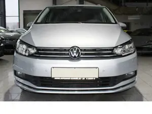 Volkswagen Touran 1.5 TSI DSG High NAVI*LED*SHZ*ACC*KAM Bild 2