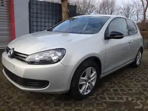 Volkswagen Golf VI 1.6 Trendline / 1.HAND,KLIMA,TÜV NEU !!!