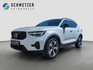 Volvo XC40 +B3+PlusDark+E-Sitze+BLIS+19"GJR+R-Kamera+++