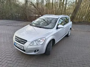 Kia Ceed / cee'd 1.4 CVVT EX Bild 2