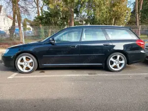 Subaru Legacy Kombi/ Outback 3.0 R AUTOM ALLRAD TUV NEU