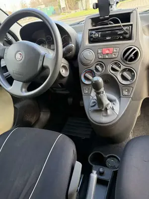 Fiat Panda 1.2 Dynamic TüV 2027 Bild 5