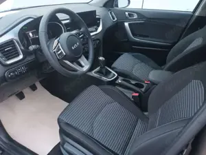 Kia Ceed SW / cee'd SW CEED SPORTWAGON 1.5T-GDI TOP LED+NAVI+KLIMAAUT!! Bild 3