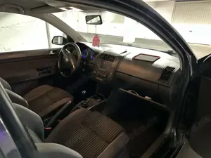 Volkswagen Polo 1.6 Sportline Bild 3