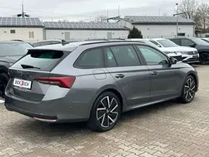 Skoda Octavia 2.0 DSG Sportline MATRIX*AHK*CANTON*5J.G Bild 3
