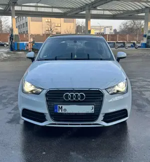 Audi A1 1.4 TFSI Sportback S tronic line Sportpaket